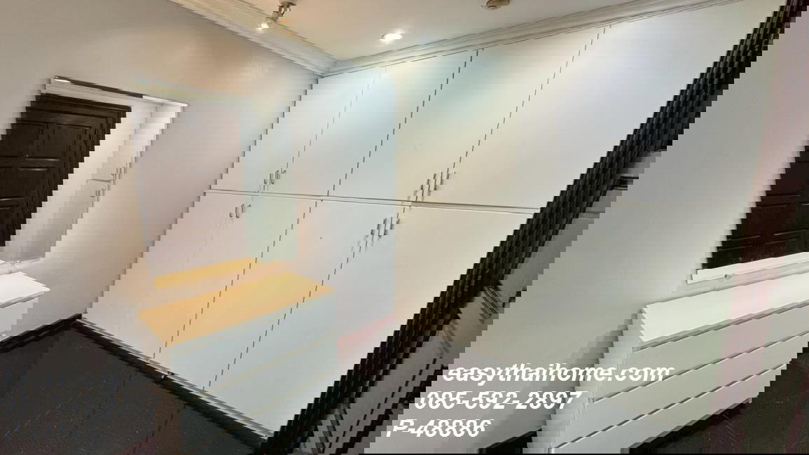 รูป [ให้เช่า! ห้องใหญ่หรู 164 ตรม. ริชมอนด์ พาเลส P-48886] 3 นอน 3 น้ำ ใจกลางสุขุมวิท ใกล้ BTS พร้อมพงษ์ ราคา 70,000 บาท | line @easythaihome 085-592-2897 - รูปที่ 9/31