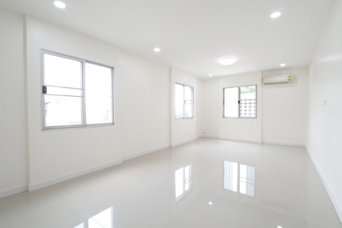 รูป ขายลดราคา Fortune Condo Town 85.36 ตารางเมตร 2 ห้องนอน ถนนนราธิวาสราชนครินทร์ เขตยานนาวา กรุงเทพ - รูปที่ 5/9