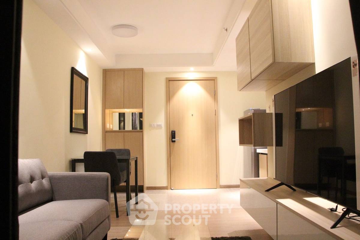 รูป คอนโด 1-ห้องนอน ที่ รีเกิล สาทร - นราธิวาส ใกล้ ถนนนราธิวาสราชนครินทร์ (ID 985914) - รูปที่ 6/20