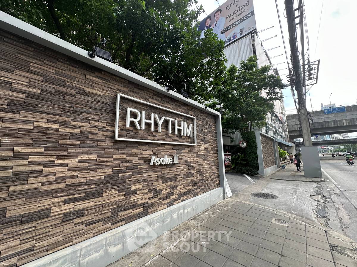 picture Studio Condo at Rhythm Asoke Ll near MRT Phra Ram 9 (ID 2781322) - 8/15