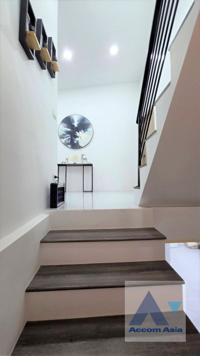 picture 🔼🔽 AccomA 📩  3 BR House in Khlong Tan Nuea (AA45804) - 7/11