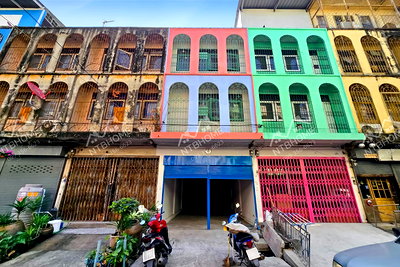 อาคารพาณิชย์ ศาลหลักเมืองจังหวัดนนทบุรี : อาคารพาณิชย์ 3 ชั้น ซอยพิบูลสงคราม 19 ทำเลดีเข้าซอยไม่ลึก ใกล้สะพานพระราม 5