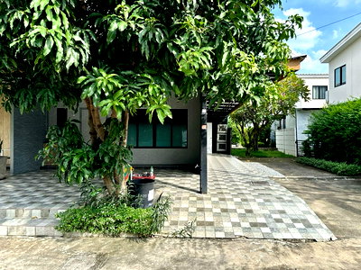 โฮมออฟฟิศให้เช่า : K-104💢หลังมุม เช่า22,500 🌵🌈 The Connect แจ้งวัฒนะ-ติวานนท์ 🌵🌈 เหมาะสำหรับทำออฟฟิศสำนักงานหรือพักอาศัย บ้านอยู่หน้าสนามหญ้าในหมู่บ้าน