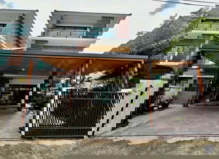 รูปภาพ ให้เช่าบ้านแฝด 3 ชั้น Supalai Essence Ladprao บ้านสวย พื้นที่ใหญ่ ฟังก์ชันครบ ใกล้รถไฟฟ้าสายสีเหลือง ลาดพร้าว 107