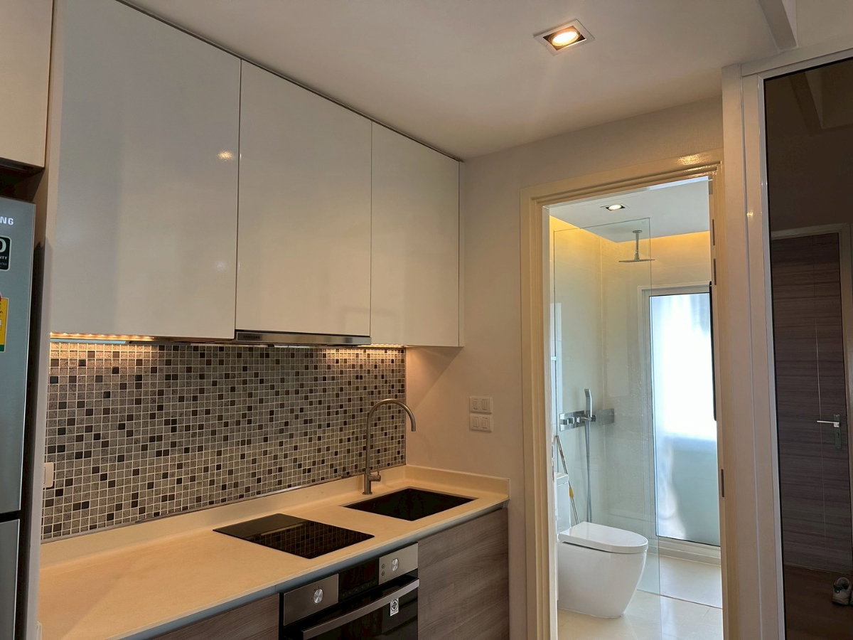 รูป The Room Sukhumvit 21 (เดอะ รูม สุขุมวิท 21) (Studio 37sqm) - รูปที่ 5/9
