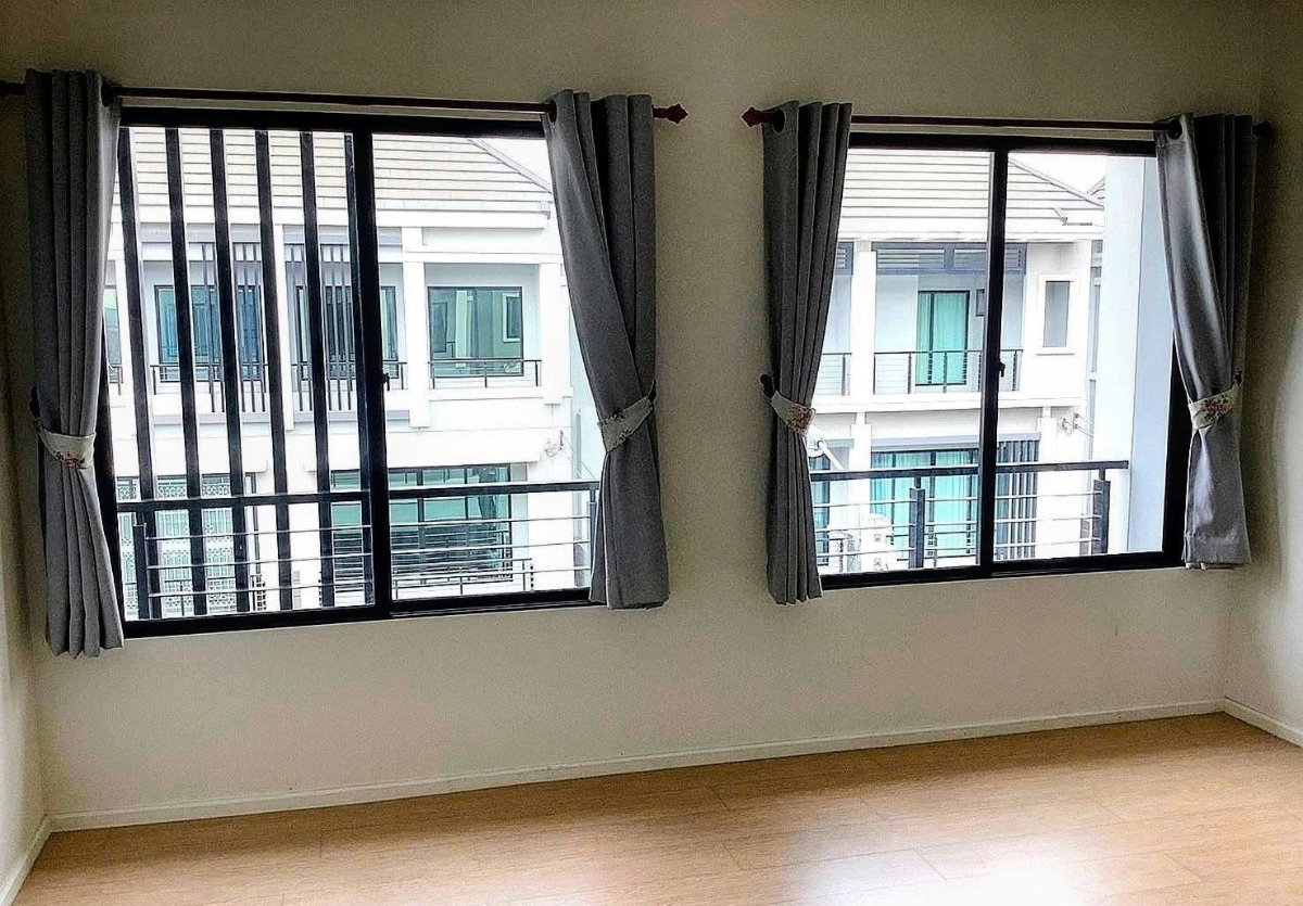 รูป code : H34 ว่างแล้ว!! ทาวน์โฮม 3 ชั้น ให้เช่า บ้านกลางเมือง สุขสวัสดิ์ | ใกล้แยกพระประแดง ติดถนนใหญ่ เฟอร์นิเจอร์ครบ พร้อมเข้าอยู่ - รูปที่ 21/21