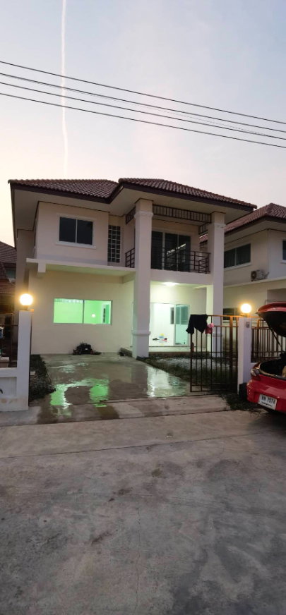 รูป ขายบ้านเดี่ยวติดจำนอง 2ชั้น 53 ตรว. หมู่บ้านคริสตัล ถนนฉลองกรุง ซอยวัดอู่ตะเภา แขวงลำผักชี เขตหนองจอก กทม. - รูปที่ 2/19