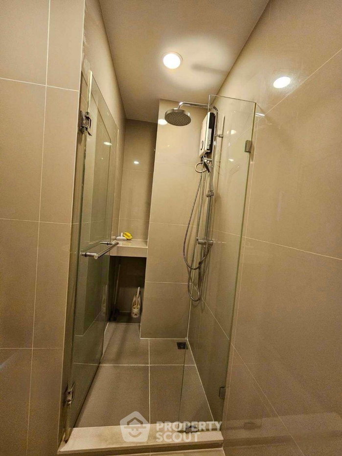 picture 1-BR Condo at Rhythm Asoke Ll near MRT Phra Ram 9 (ID 2410494) - 4/7