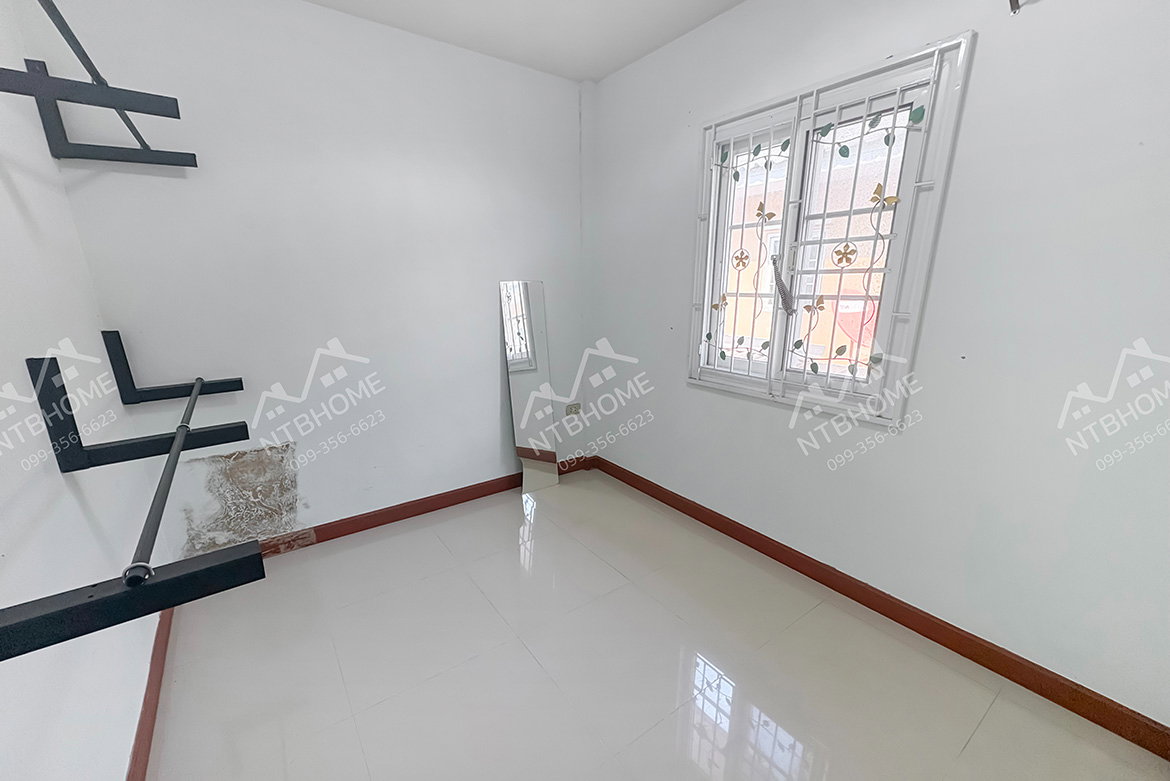 รูป ขาย-ให้เช่า ทาวน์โฮม 2 ชั้น บัวทองธานี 14 บางบัวทอง ต่อเติมครบพร้อมอยู่ ทำเลดีในซอยจันทร์ทองเอี่ยม - รูปที่ 8/9