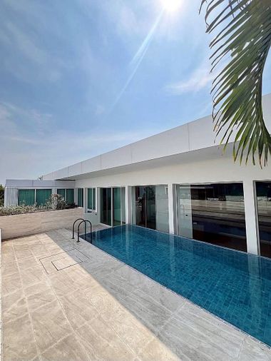 ให้เช่าบ้านเดี่ยว 4 ห้องนอน 801 ตร.ม. 132 ตร.ว. วีเว่ เอกมัย - รามอินทรา