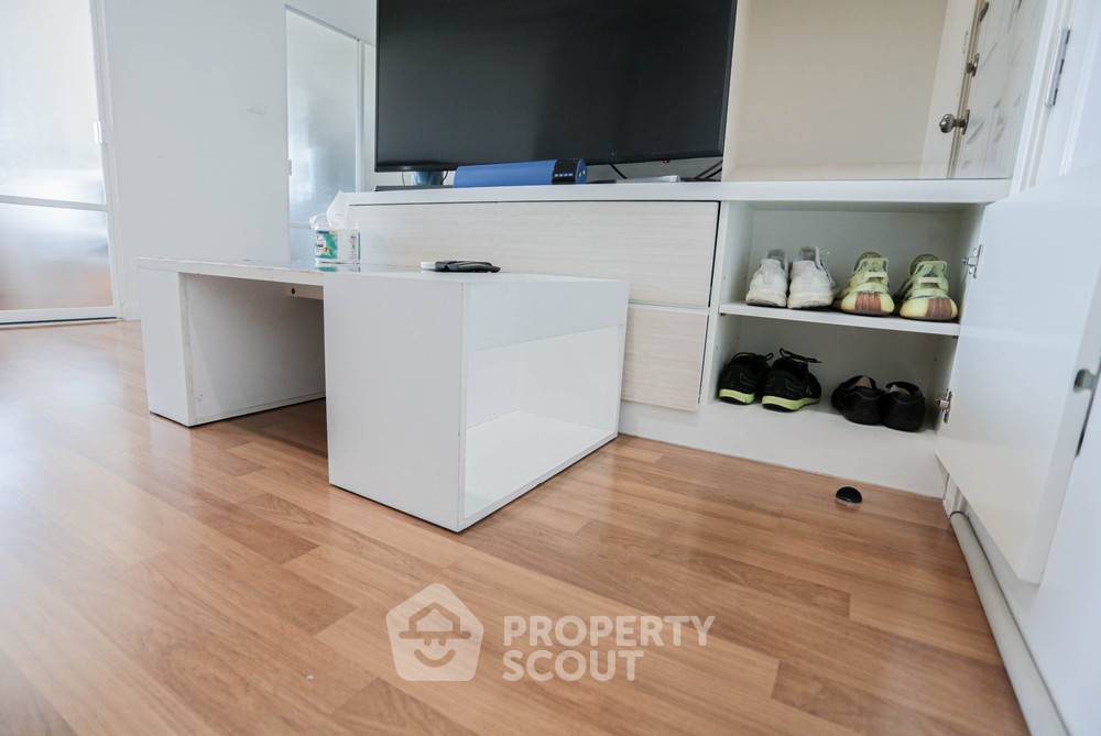 รูป คอนโด 1-ห้องนอน ที่ คอนโด ลุมพินี เพลส พระราม 9 – รัชดา ใกล้ MRT พระราม 9 (ID 372169) - รูปที่ 12/17