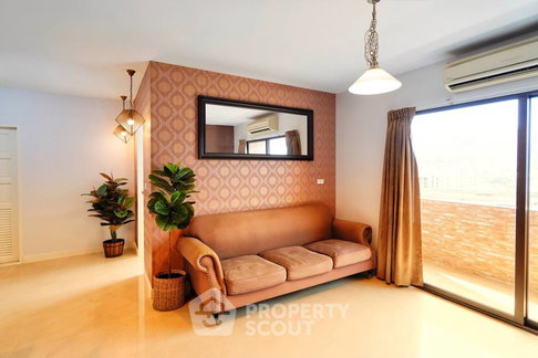 1-BR Condo at Park Ploenchit near BTS Phloen Chit (ID 476533)