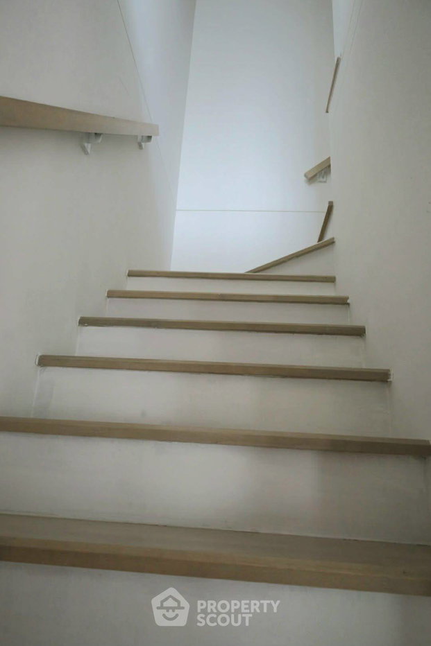 รูป ทาวน์เฮ้าส์ 3-ห้องนอน ใน ดอกไม้ (ID 2782069) - รูปที่ 10/26