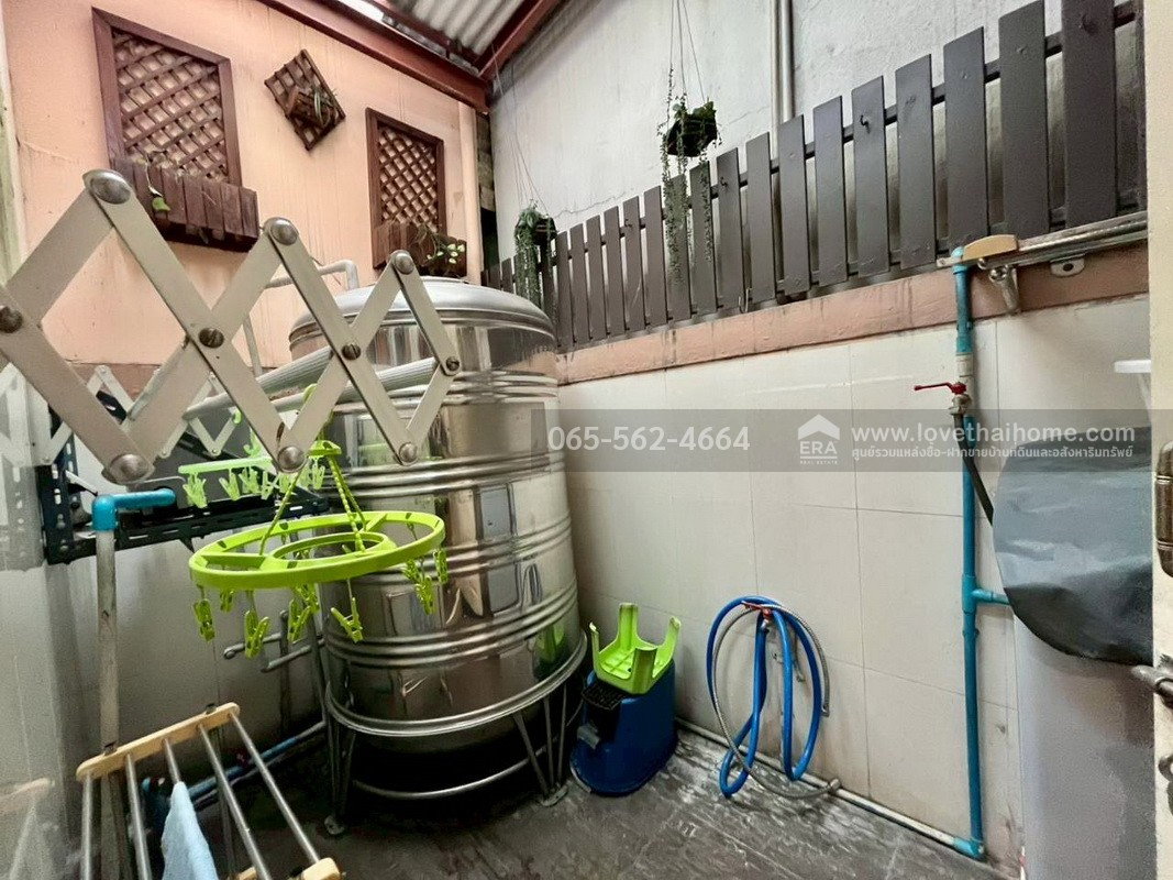 รูป ทาวน์โฮม 3 ชั้น หมู่บ้านกลางเมือง บริติช ทาวน์ ศรีนครินทร์ ซ.ศรีด่าน24 ศรีนครินทร์ พื้นที่ 20.8 ตรว. สวยพร้อมอยู่ - รูปที่ 11/24