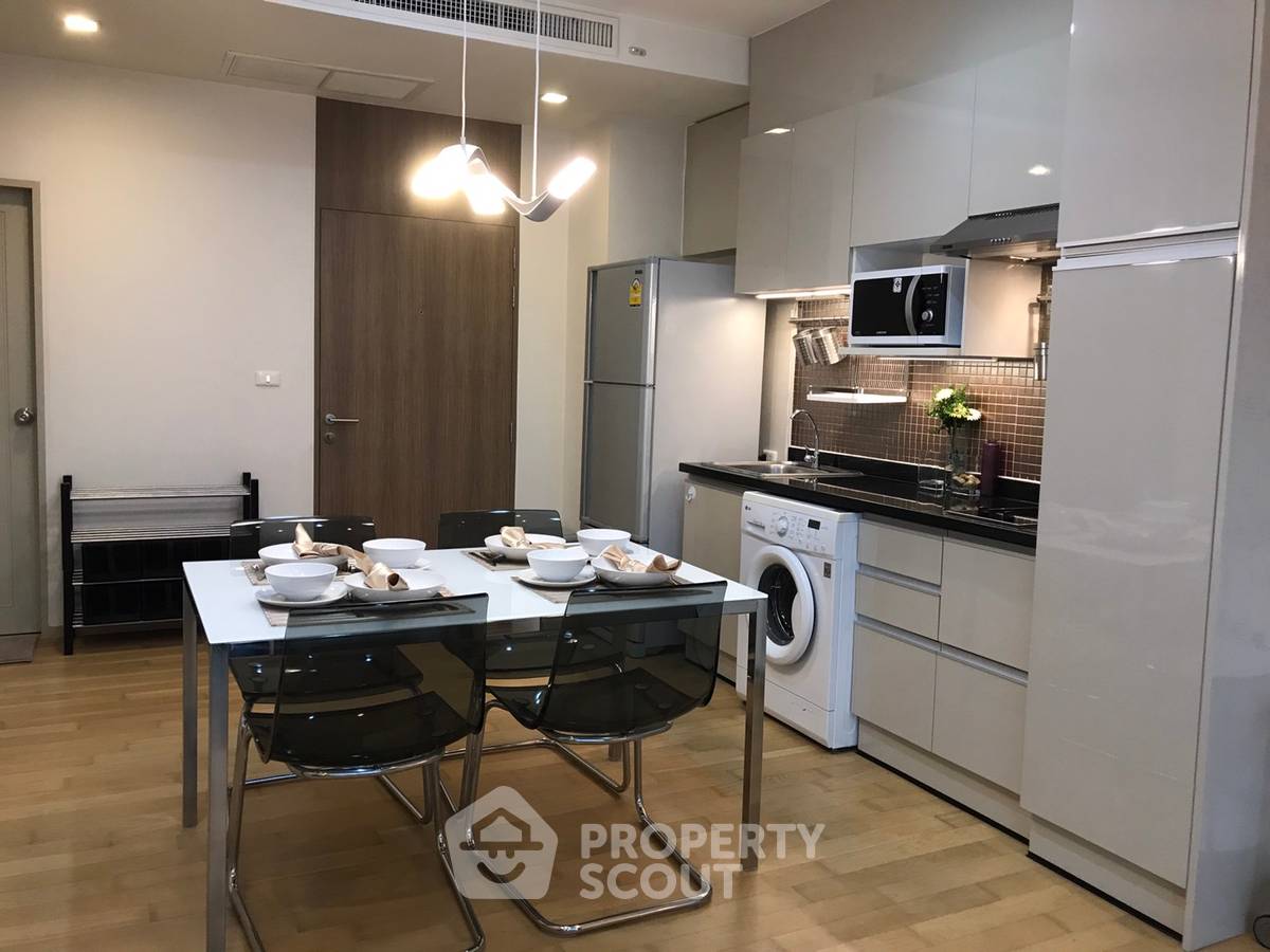 รูป คอนโด 2-ห้องนอน ที่ โนเบิล รีวิล เอกมัย ใกล้ BTS เอกมัย (ID 510947) - รูปที่ 3/9