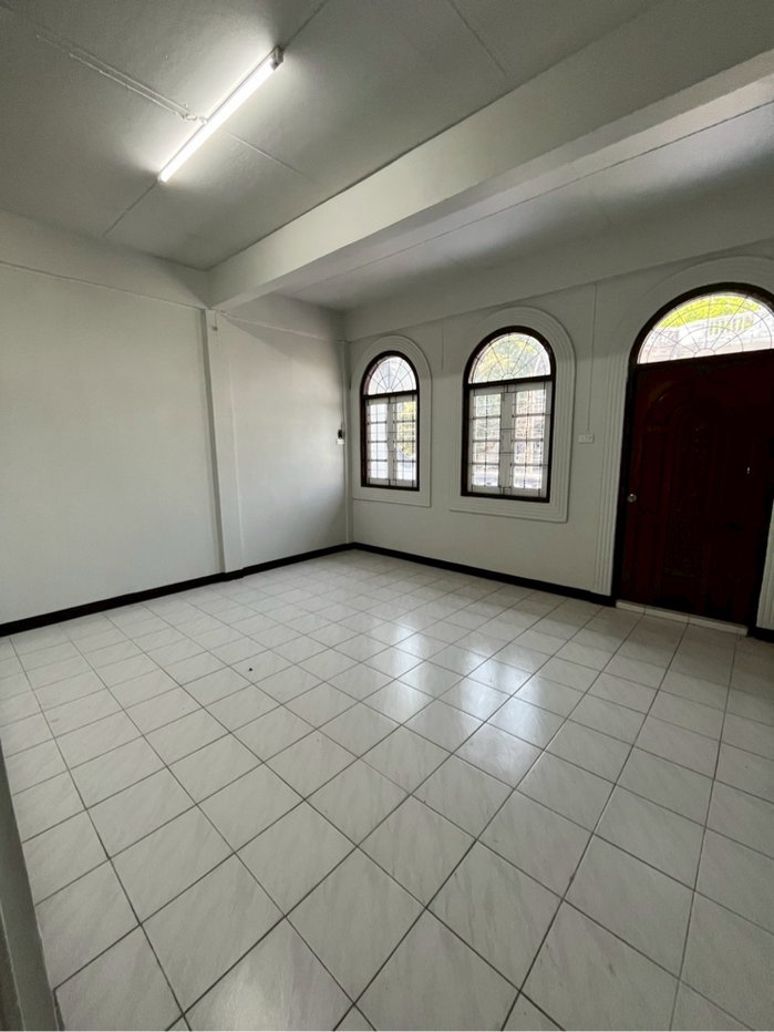 รูป ทาวน์เฮาส์ (Townhouse) รีโนเวทใหม่ทั้งหลัง ดีไซน์สวย - รูปที่ 16/24