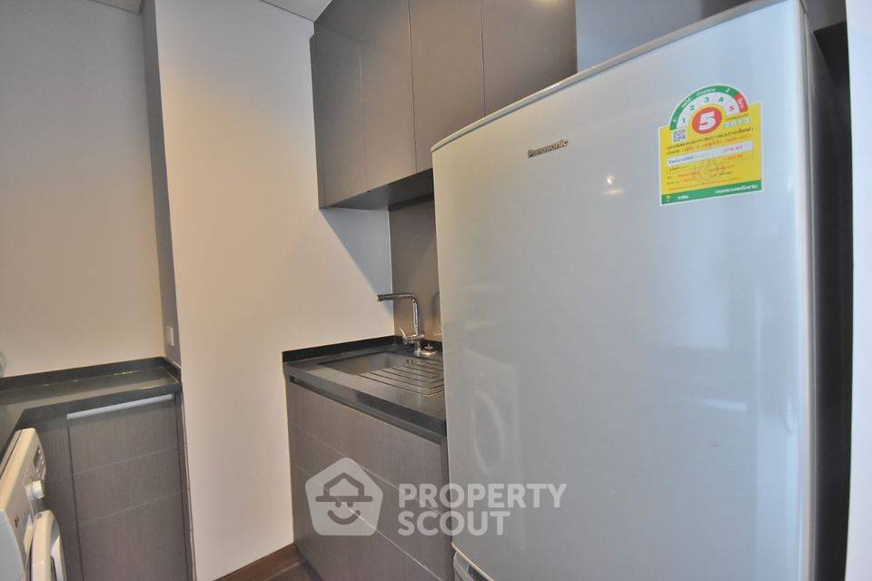 รูป คอนโด 2-ห้องนอน ที่ เดอะ ลุมพินี 24 ใกล้ BTS พร้อมพงษ์ (ID 467143) - รูปที่ 8/33