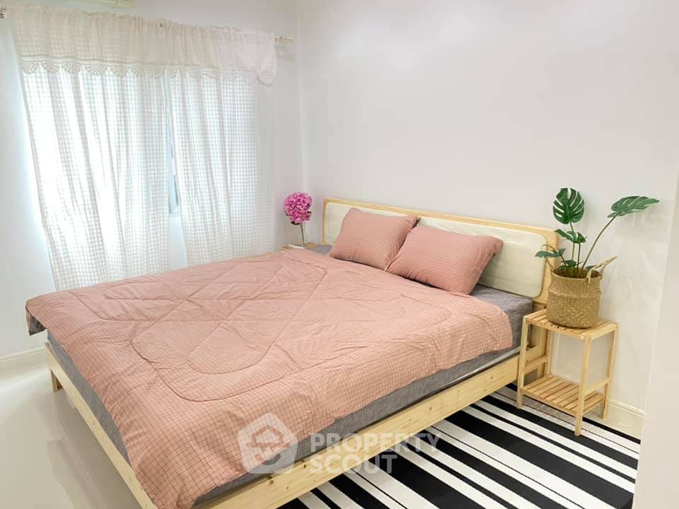 รูป คอนโด 2-ห้องนอน ที่ เอ สเปซ อโศก ไฮด์อเวย์ ใกล้ MRT พระราม 9 (ID 465428) - รูปที่ 12/13