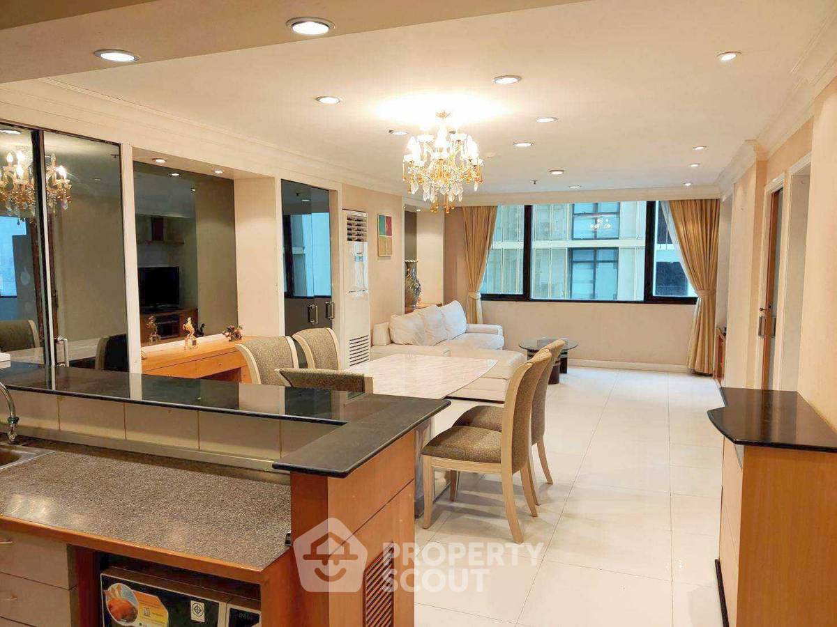 รูป คอนโด 2-ห้องนอน ที่ รีเจ้นท์ รอยัล เพลส 1 คอนโดมิเนียม ใกล้ BTS ราชดำริ (ID 393233) - รูปที่ 3/17