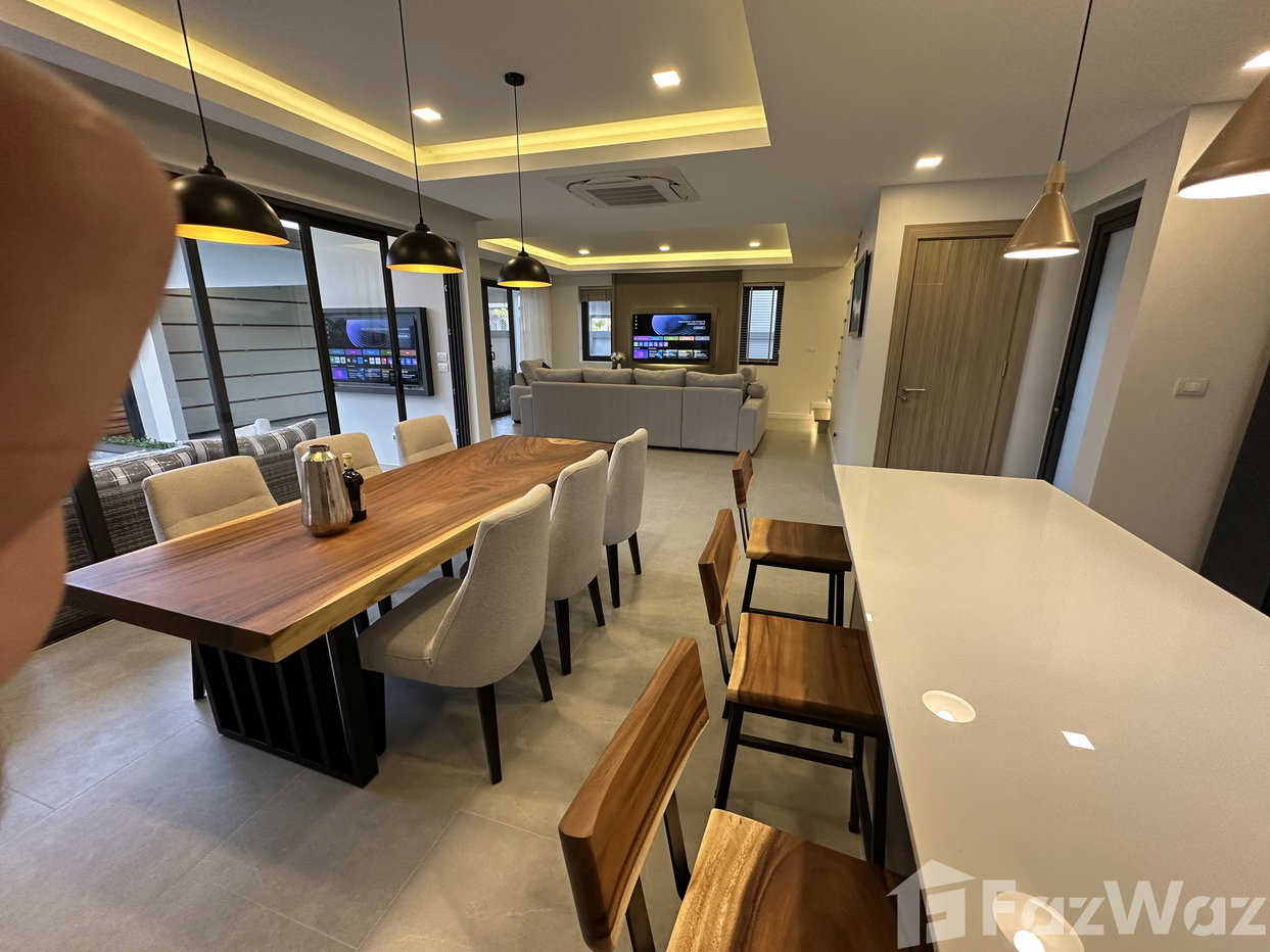 picture Deluxe 3bedrooms Midtown Villa 2008510 - 9/31