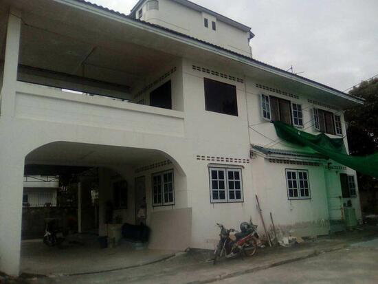 รูป ขาย-เช่า บ้านเดี่่ยว 2 ชั้น 413 ตรว. (อ่อนนุช ซ.46) - รูปที่ 2/4