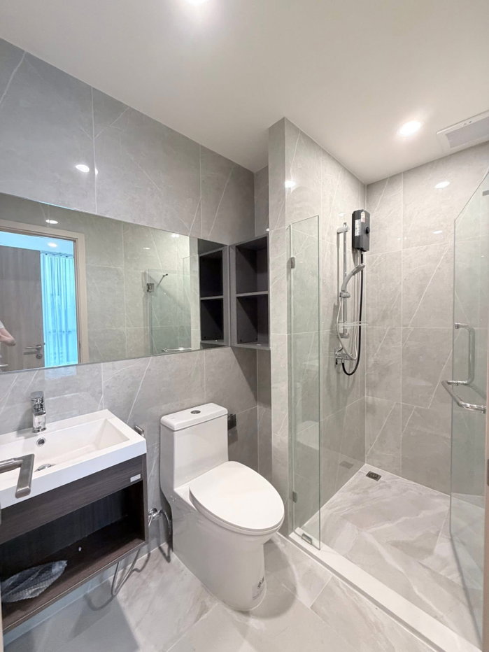 รูป WS6994 🚨 NEW! ห้องใหม่มือ 1 ติด MRT พระราม 9 พร้อมอยู่ทันที 🚨 เพียง 20,000 บาท / เดือน - รูปที่ 4/6