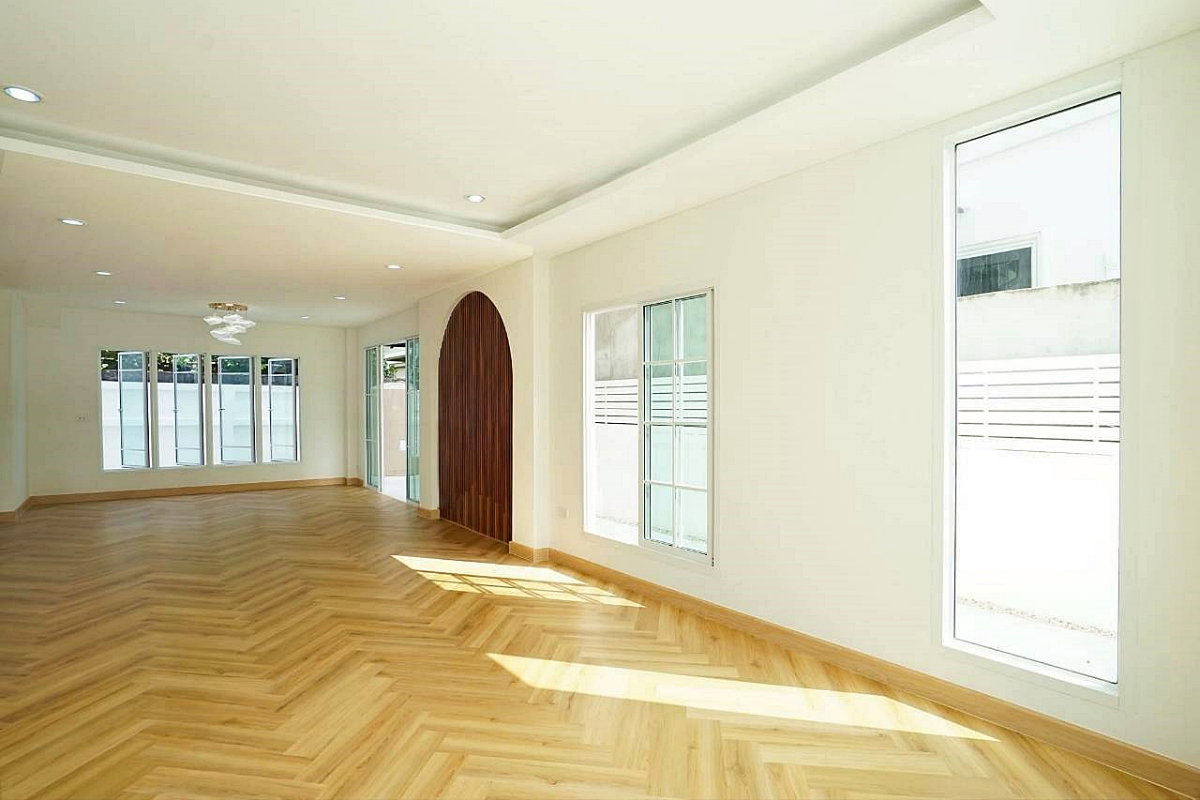 รูป บ้านสวย ทำเลดี พระราม 2 #หมู่บ้านวรการ  บ้านเดี่ยว 4 ห้องนอน  รีโนเวทใหม่   ใกล้เซ็นทรัล พระราม 2 - รูปที่ 7/25