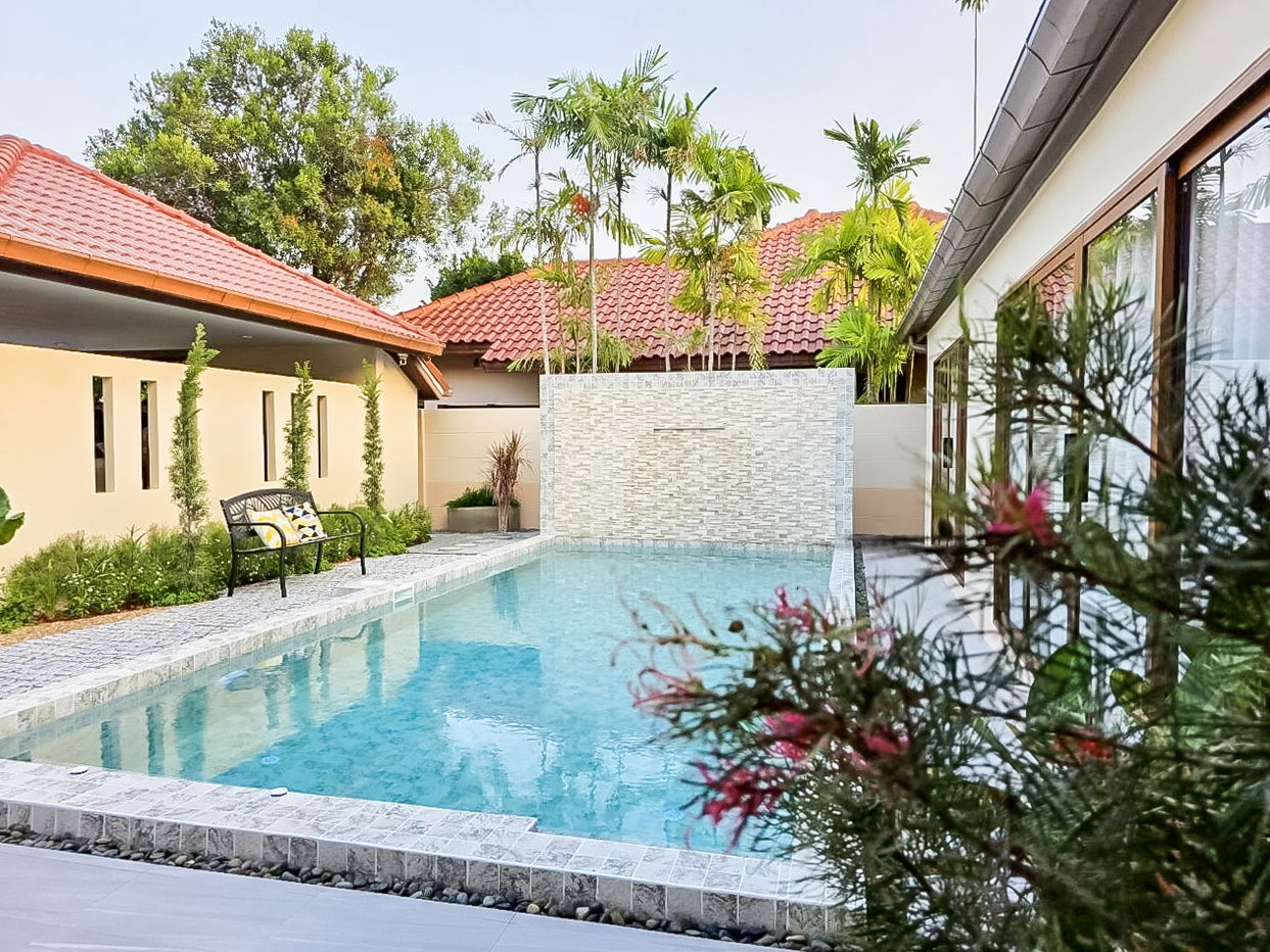 รูป 4 Bedroom Pool Villa for Rent in Huai Yai - รูปที่ 3/23