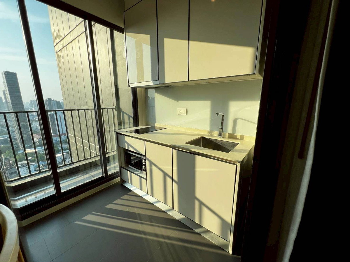 รูป เช่า ซี เอกมัย เฟอร์ฯครบ ใกล้ BTS เอกมัย และ ทางด่วน - รูปที่ 9/13