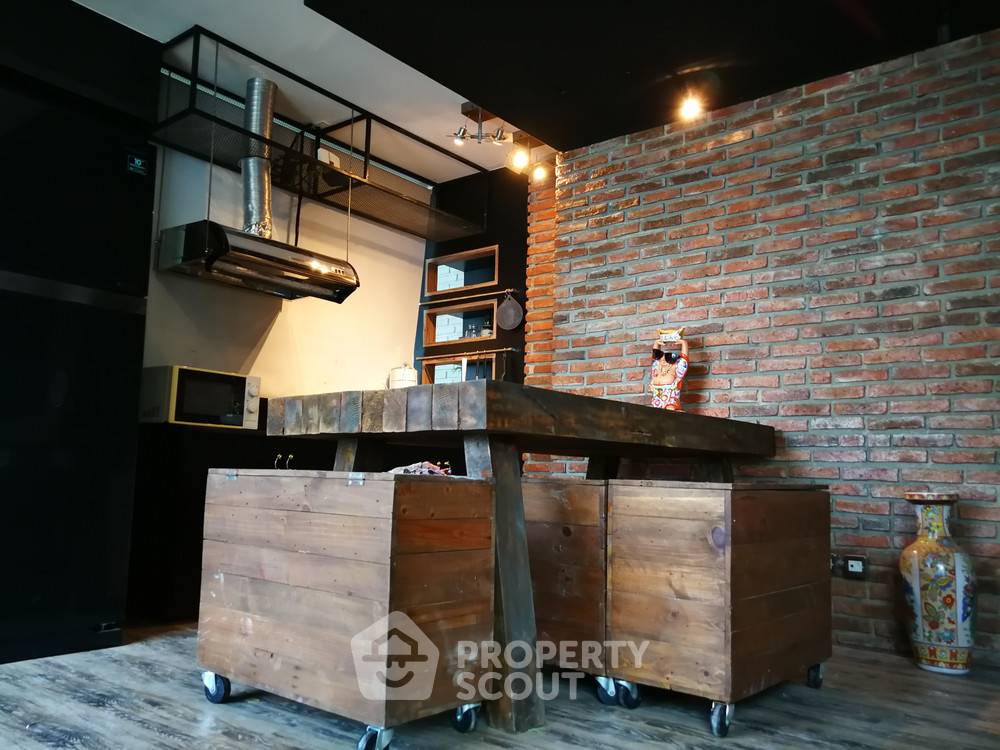 รูป คอนโด 2-ห้องนอน ที่ สาธร เฮ้าส์ คอนโดมิเนียม ใกล้ BTS สุรศักดิ์ (ID 385409) - รูปที่ 6/13