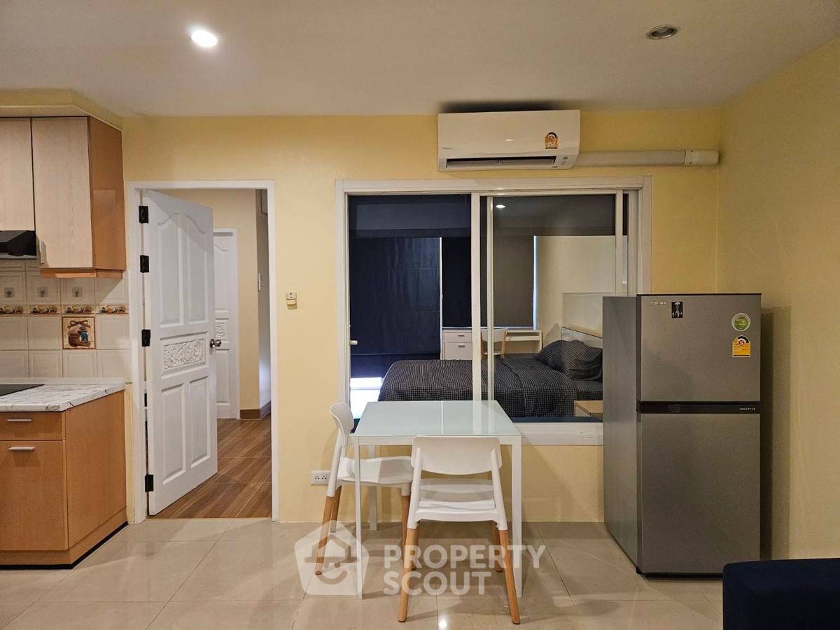 รูป คอนโด 1-ห้องนอน ที่ บ้านกลางกรุงรีสอร์ท ใกล้ MRT ห้วยขวาง (ID 2056435) - รูปที่ 6/9