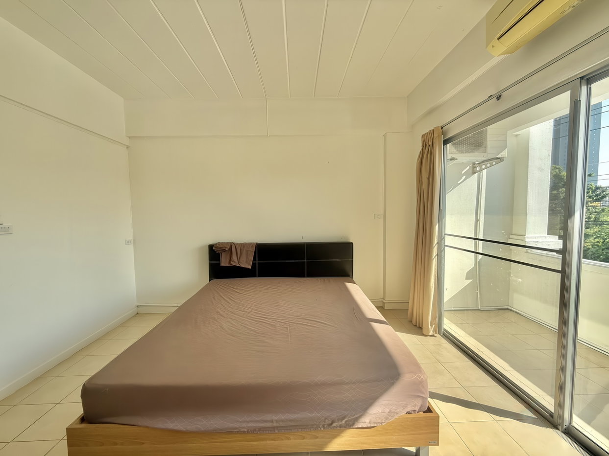 picture Studio Condo for Sale The Majestic Jomtien - 3/7