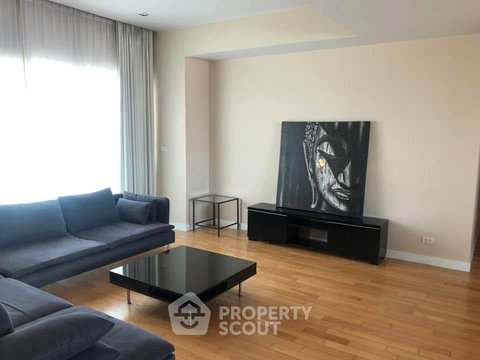 3-BR Condo at Millennium Residence @ Sukhumvit Condominium near BTS Asok (ID 813329)