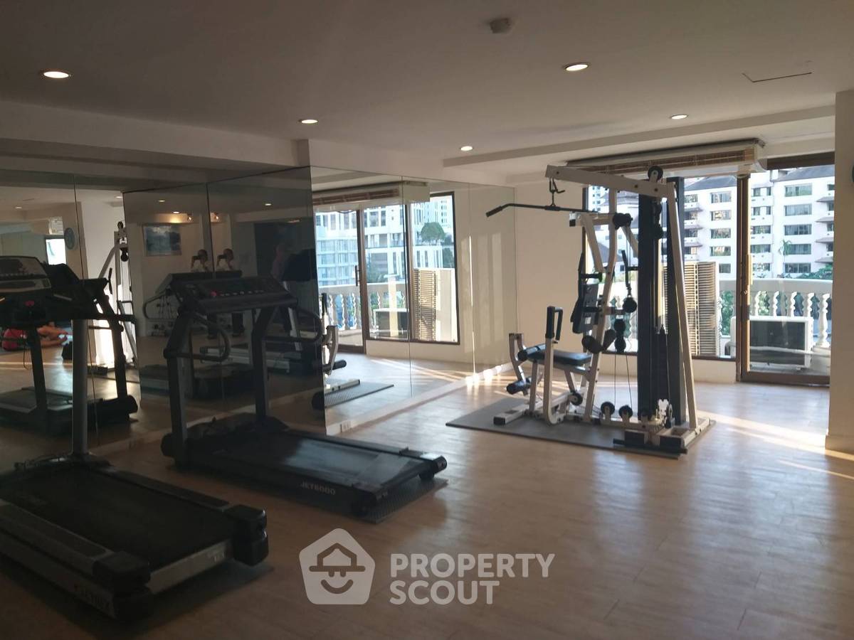 รูป คอนโด 3-ห้องนอน ที่ รอยัล คาสเซอร์ สุขุมวิท ใกล้ BTS พร้อมพงษ์ (ID 886677) - รูปที่ 2/21