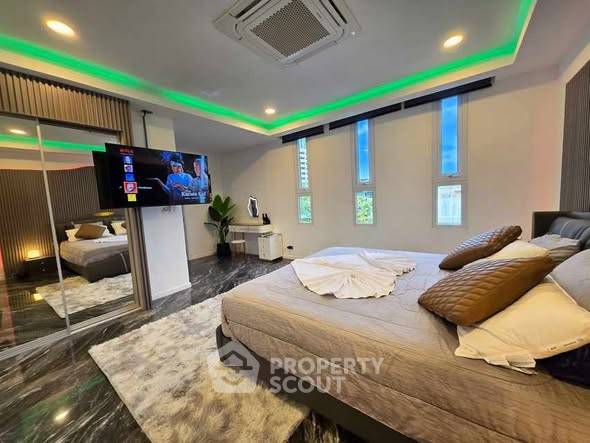รูป คอนโด 3-ห้องนอน ที่ มัสเซลลาน่า ใกล้ เมืองพัทยา (ID 2579491) - รูปที่ 4/22