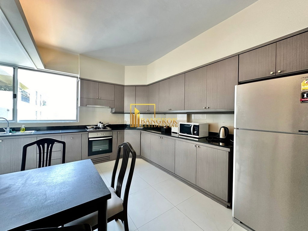 รูป Spacious 4 Bedroom Penthouse Apartment in Sukhumvit 7 - BR0669AP - รูปที่ 9/58