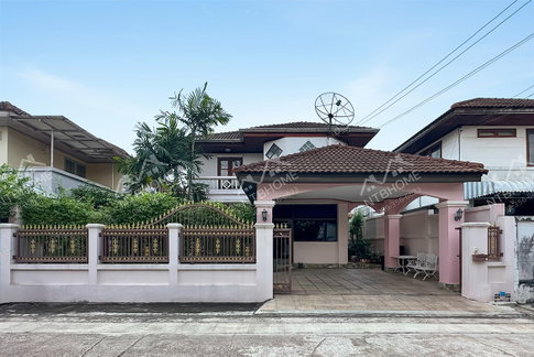 หมู่บ้านพงษ์ศิริชัย พุทธมณฑลสาย 3 ต่อเติมครบพร้อมอยู่ ทำเลดีติดถนนใหญ่