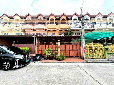 ขายทาวน์โฮม : ขาย ทาวน์โฮม 3 ชั้น ฐิติพร พัฒนาการ 29 ใกล้สนามบินสุวรรณภมิ 33 ตรว 3 ชั้น เหมาะออฟฟิศ