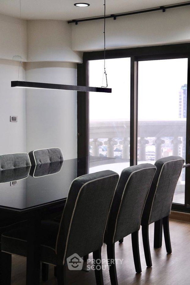 รูป คอนโด 3-ห้องนอน ที่ ณุศา สเตท ทาวเวอร์ คอนโดมิเนียม ใกล้ BTS สะพานตากสิน (ID 1519886) - รูปที่ 9/16