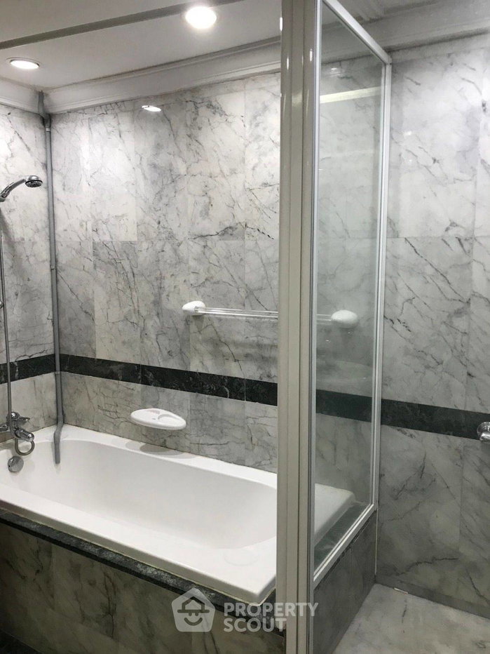 รูป คอนโด 3-ห้องนอน ที่ ออลซีซั่น แมนชั่น คอนโดมิเนียม ใกล้ BTS เพลินจิต (ID 2095176) - รูปที่ 11/11