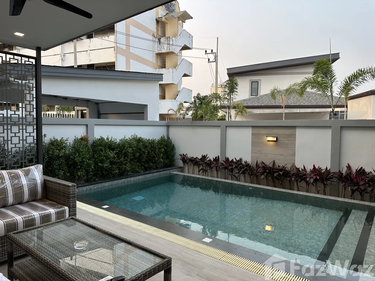 picture Deluxe 3bedrooms Midtown Villa 2008510 - 7/31