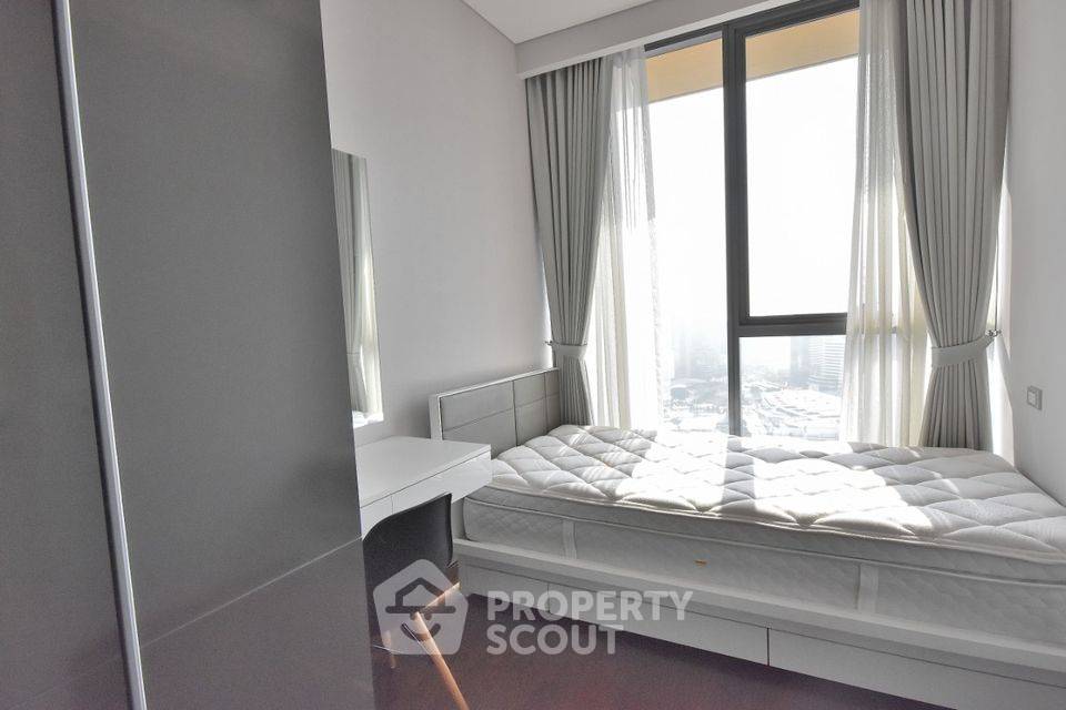 รูป คอนโด 2-ห้องนอน ที่ เดอะ ลุมพินี 24 ใกล้ BTS พร้อมพงษ์ (ID 467143) - รูปที่ 2/33