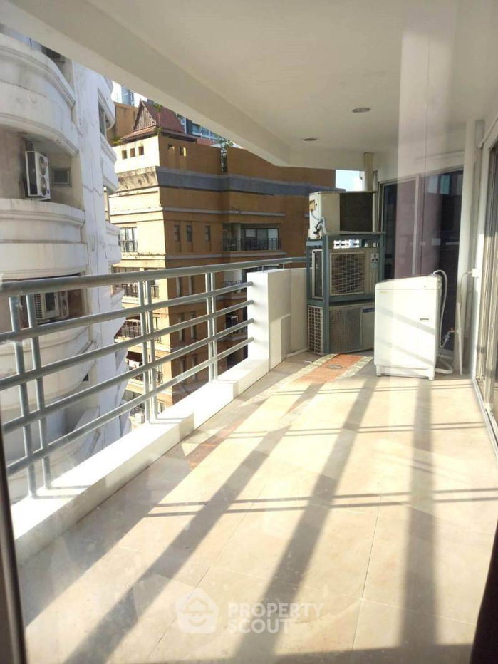 รูป คอนโด 4-ห้องนอน ที่ เดอะวอเตอร์ฟอร์ด ไดมอน ทาวเวอร์ สุขุมวิท ใกล้ BTS พร้อมพงษ์ (ID 997311) - รูปที่ 16/17