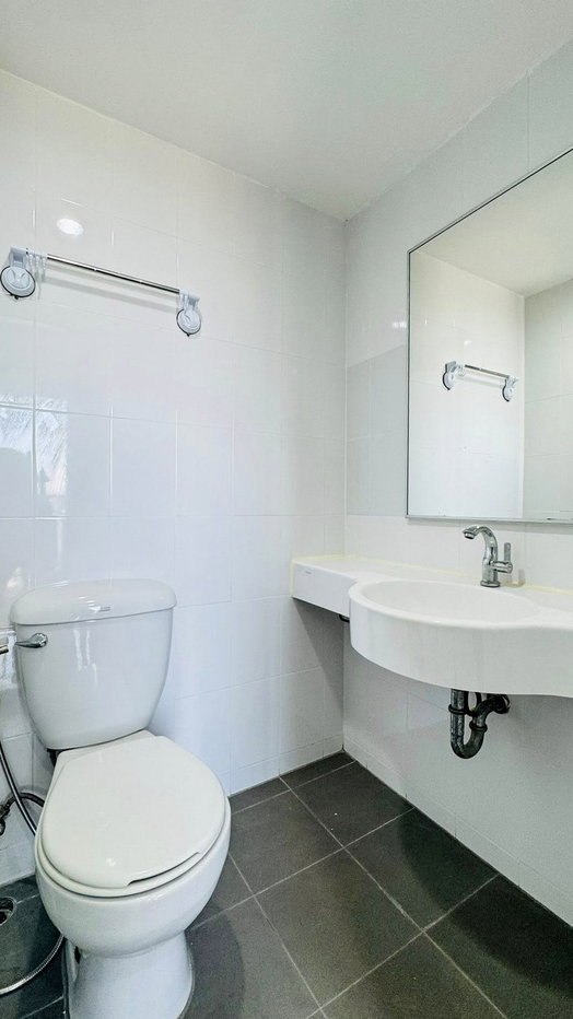 picture Studio Condo for Sale Lumpini Condo Town North Pattaya - 6/8