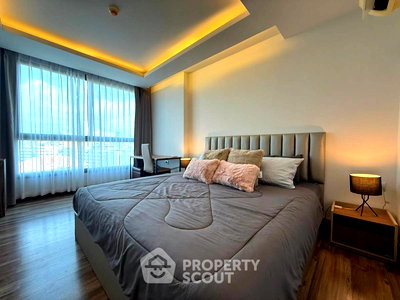 Condos for rent : 1-BR Condo at The Peak Towers close to Phratamnak (ID 2776158)