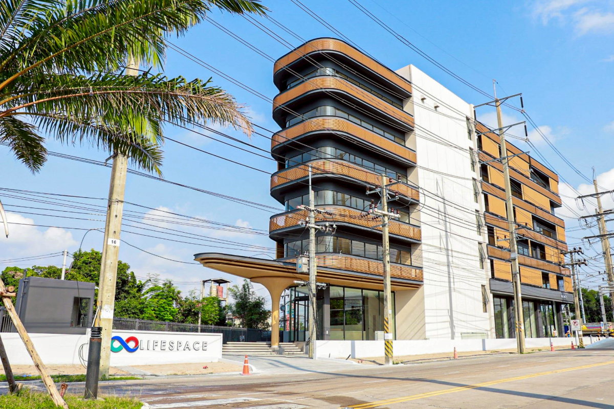 รูป Office ให้เช่า Lifespace ศรีราชา ชลบุรี ทำเลดี ใกล้นิคมอุตสาหกรรมปิ่นทอง - รูปที่ 1/8