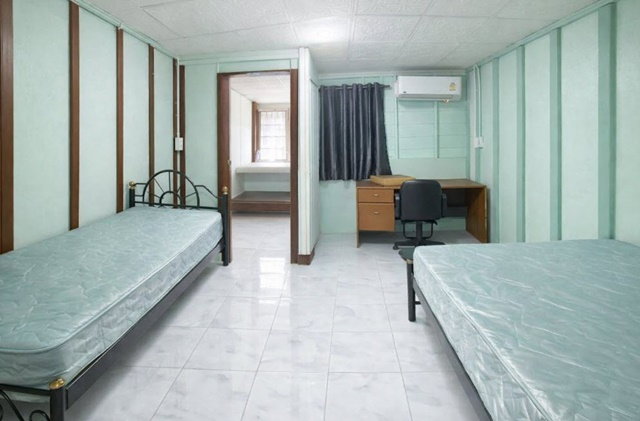 รูป บ้านเดี่ยวหลังมุม 2นอน 100 ตร.ม ใกล้ตลาดมาร์เก็ตทูเดย์ หัวหมาก 400ม. ถูกกว่าคอนโด ทำเลกรุงเทพกรีฑา 1-9 สนามกอล์ฟยูนิโก้แกรนด์ 2.2 กม. - รูปที่ 2/8