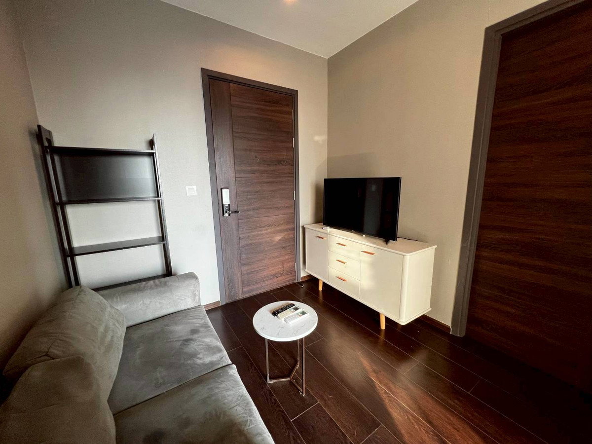 รูป เช่า ซี เอกมัย เฟอร์ฯครบ ใกล้ BTS เอกมัย และ ทางด่วน - รูปที่ 8/13