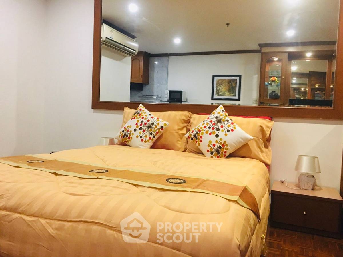รูป คอนโด 1-ห้องนอน ที่ สุขุมวิท สวีท คอนโดมิเนียม ใกล้ BTS นานา (ID 1231278) - รูปที่ 2/10