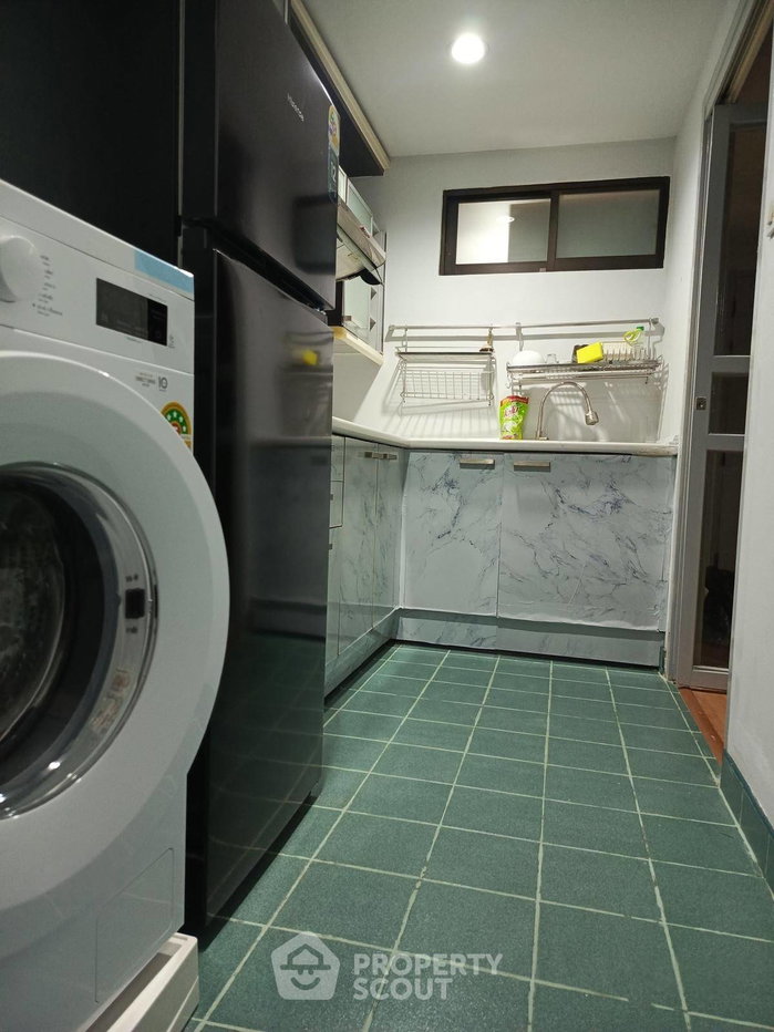 รูป คอนโด 2-ห้องนอน ที่ ลุมพินี เพลส สวนพลู สาทร ใกล้ MRT ลุมพินี (ID 2379587) - รูปที่ 3/8